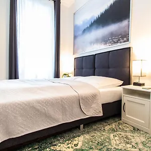 Erdberg I Contactless Check-in Apartment Wien